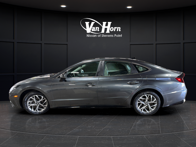 Used 2023 Hyundai Sonata SEL Sedan
