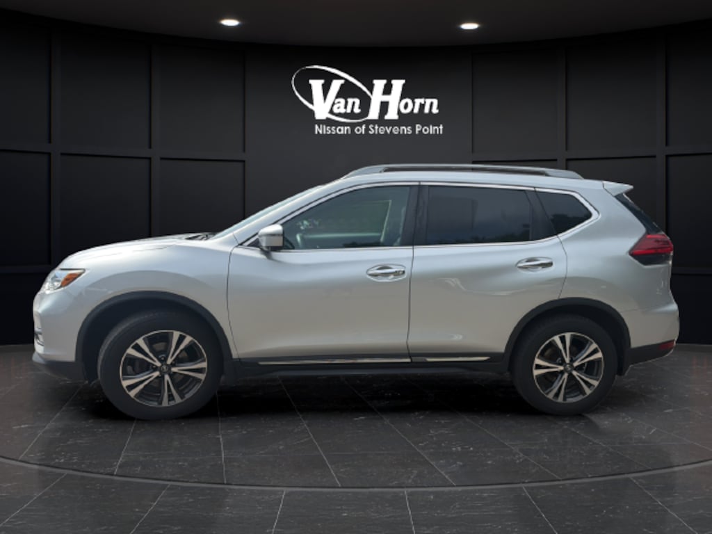Used 2017 Nissan Rogue SL SUV