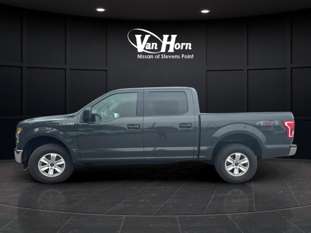 Used 2017 Ford F-150 XLT Truck