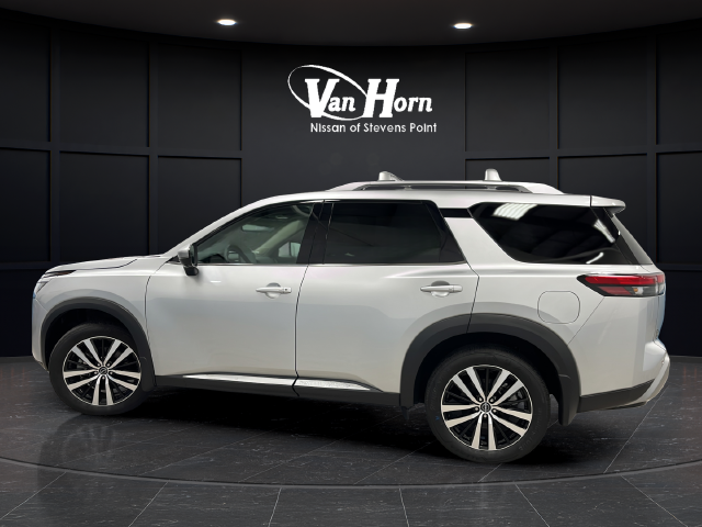 Used 2025 Nissan Pathfinder Platinum SUV