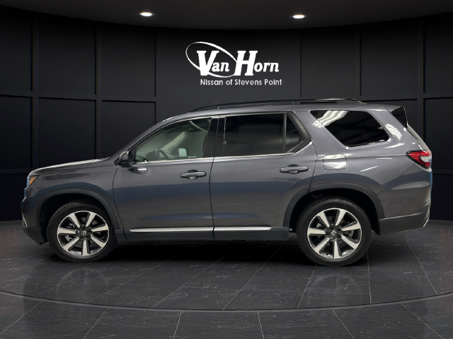 Used 2023 Honda Pilot Elite SUV