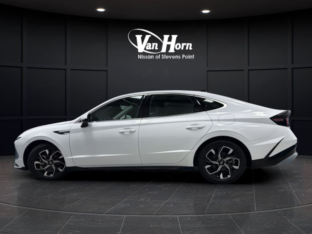 Used 2025 Hyundai Sonata SEL Sedan