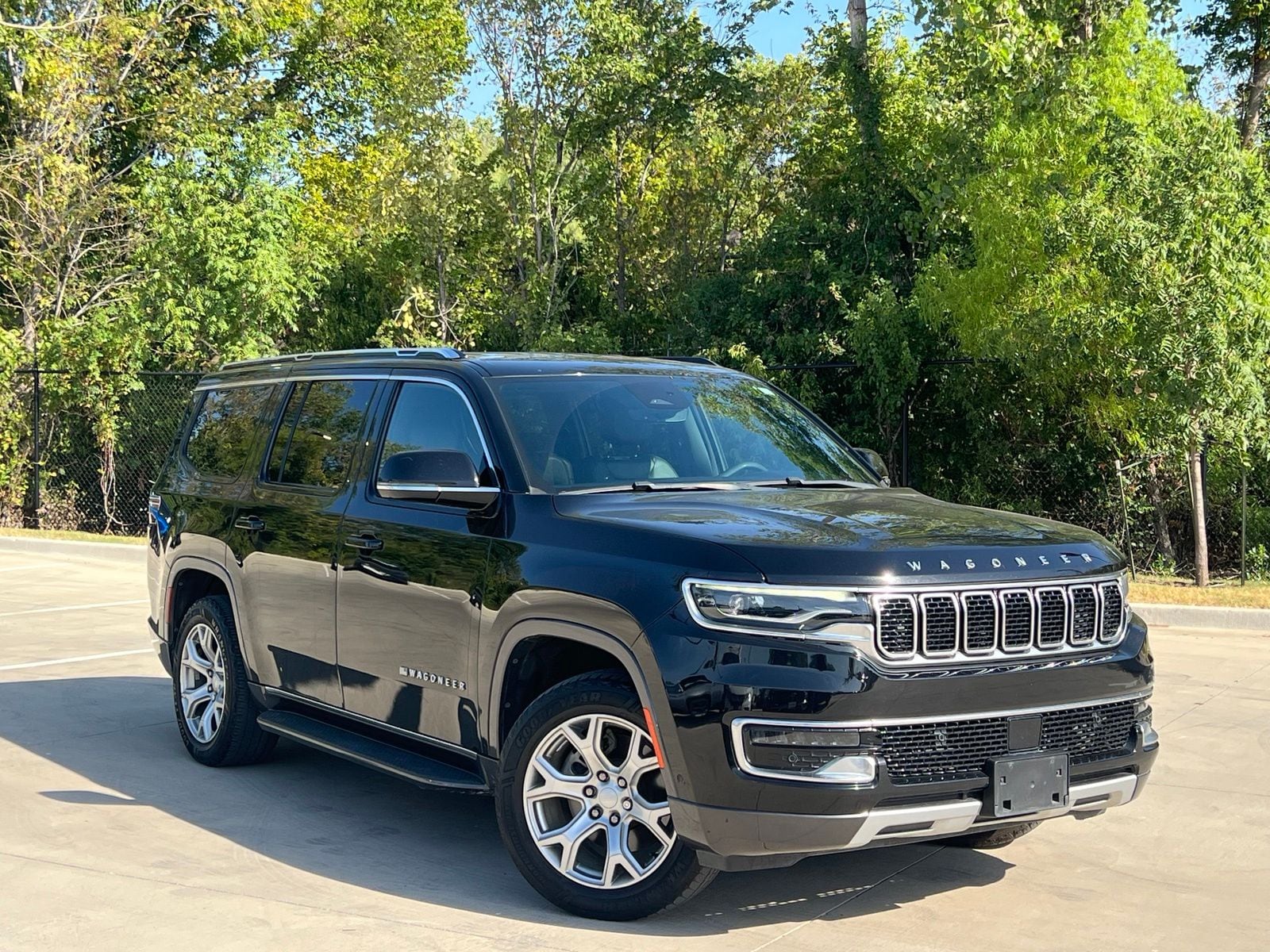 2022 Jeep Wagoneer