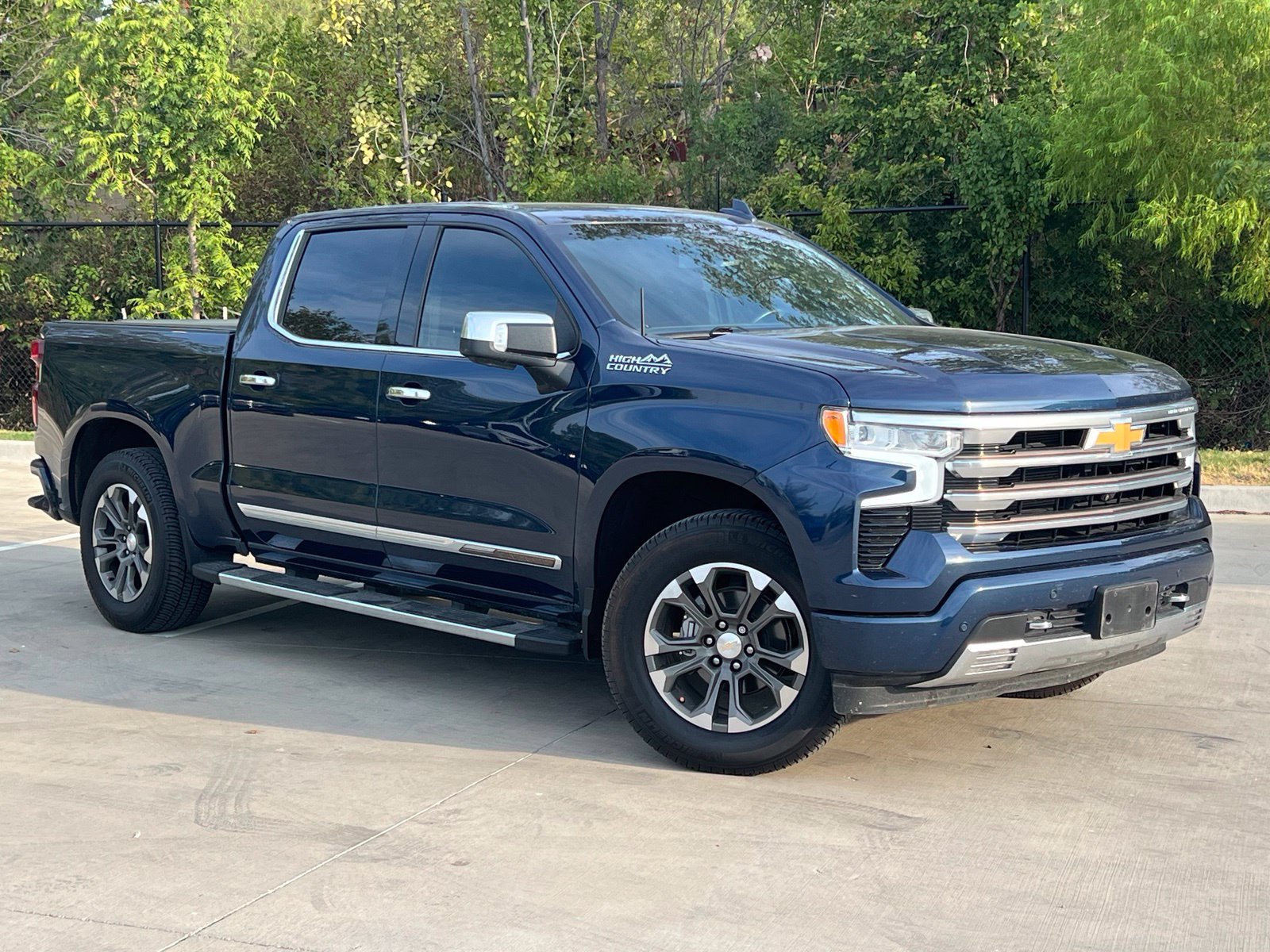 2022 Chevrolet Silverado 1500 High Country Truck