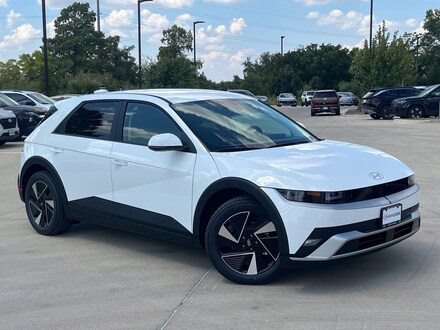 2027 Hyundai IONIQ 5 SE Standard Range SUV