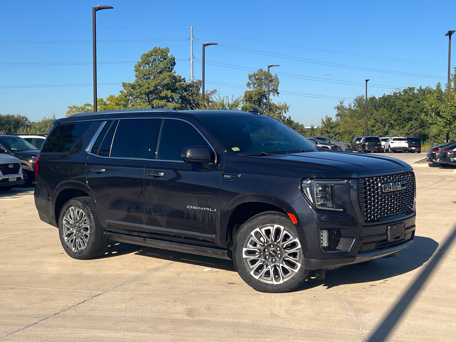 2023 GMC Yukon Denali Ultimate SUV