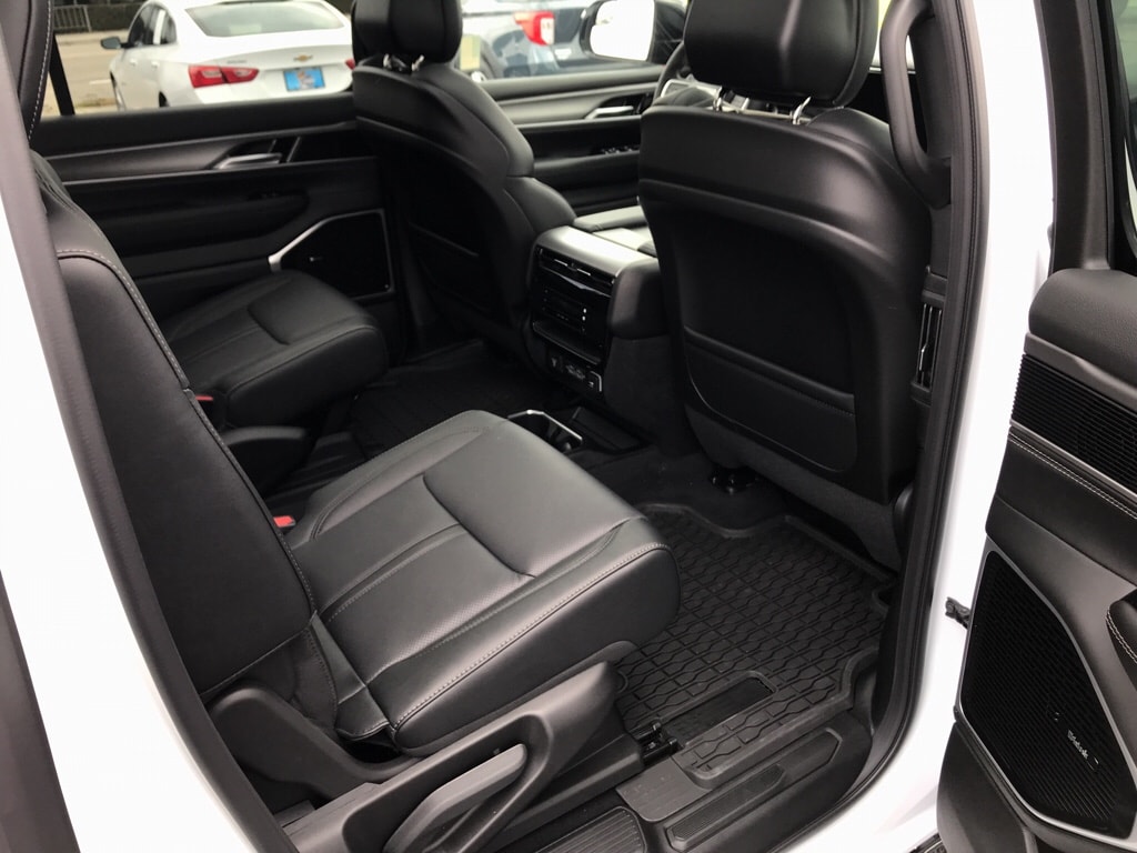 2026 Jeep Grand Wagoneer Limited Altitude - Photo 35