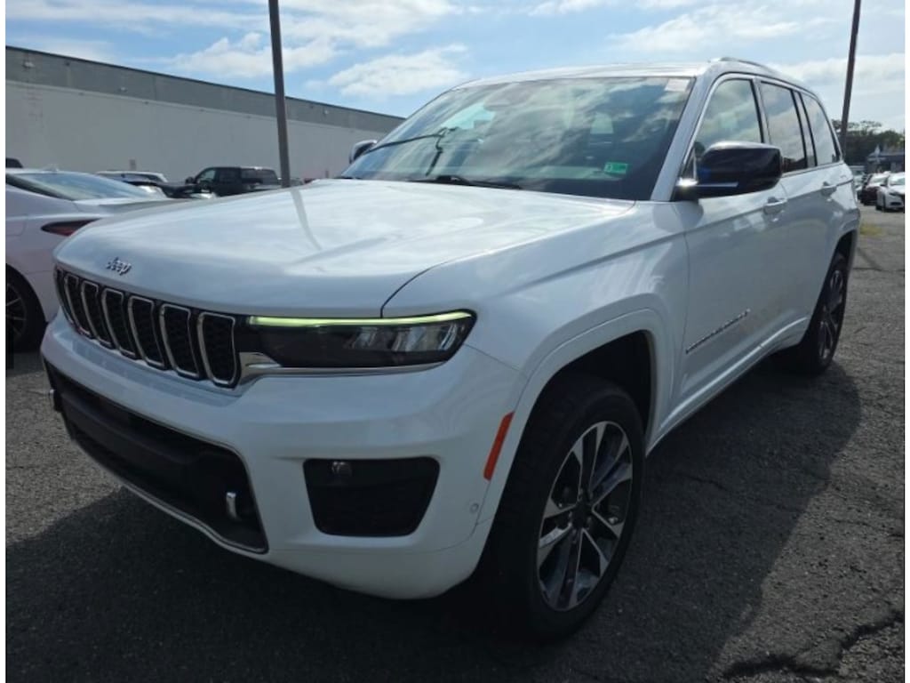 Used 2022 Jeep Grand Cherokee Overland Sport Utility