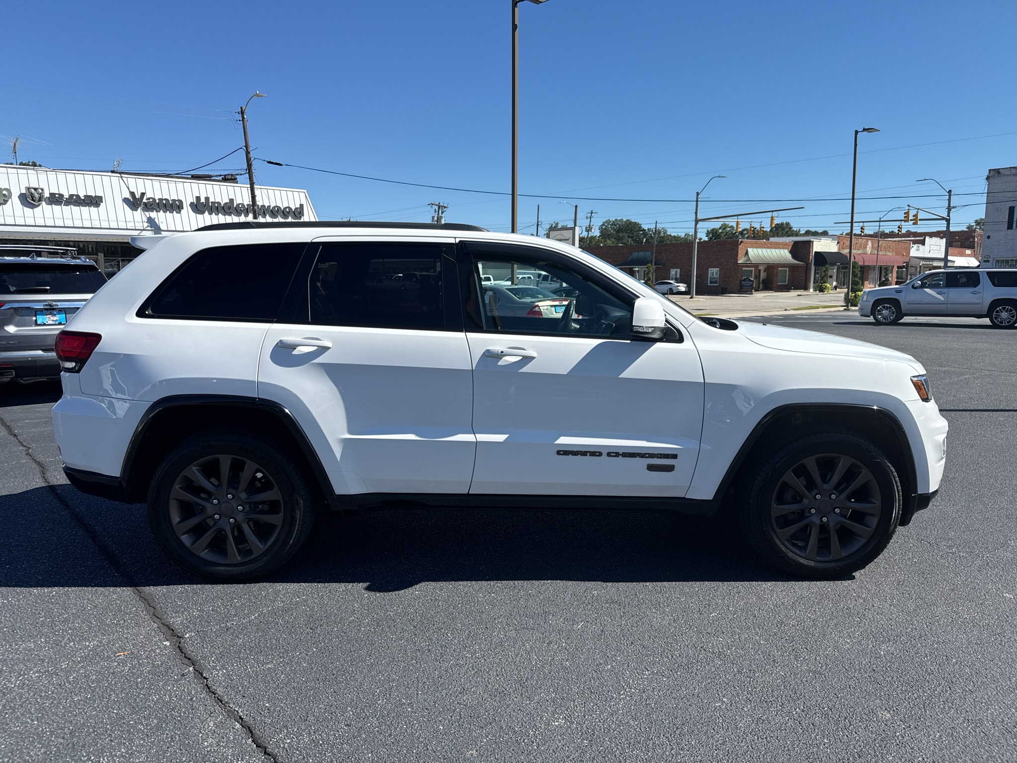 Used 2016 Jeep Grand Cherokee Limited with VIN 1C4RJFBG9GC365092 for sale in Whiteville, NC