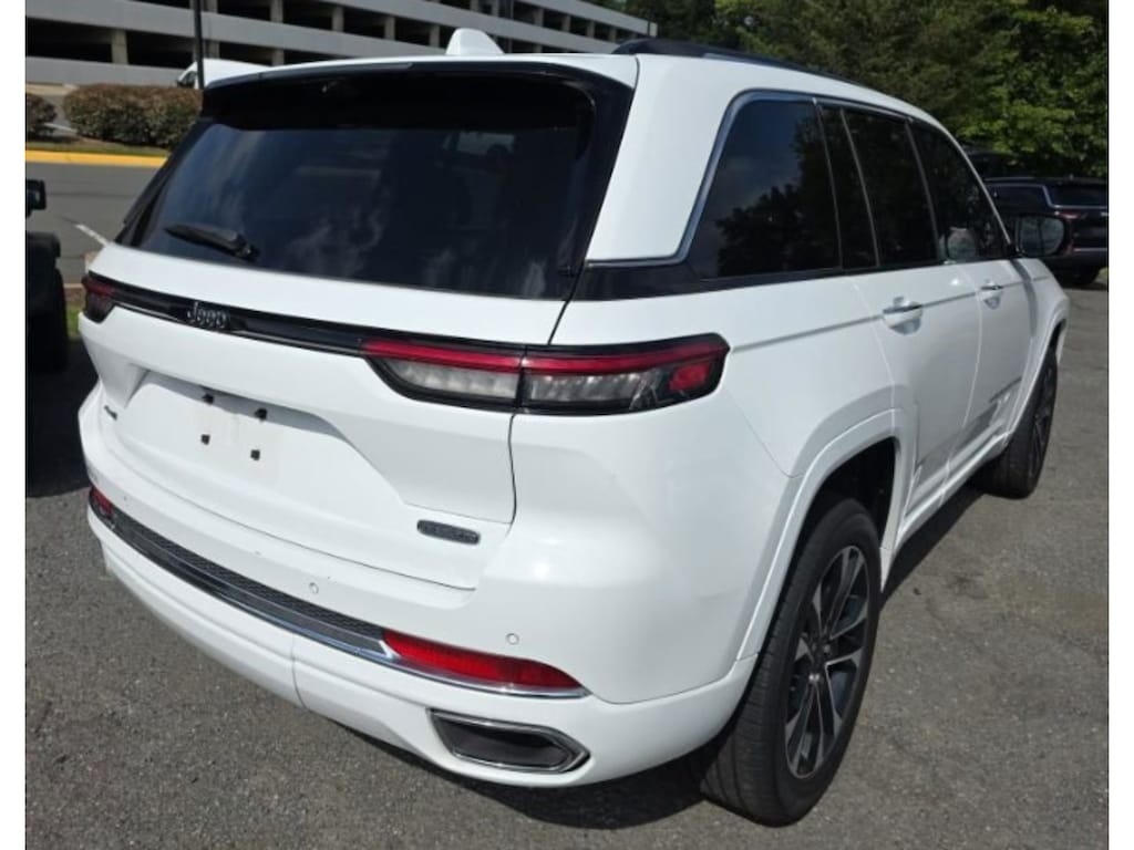 Used 2022 Jeep Grand Cherokee Overland Sport Utility