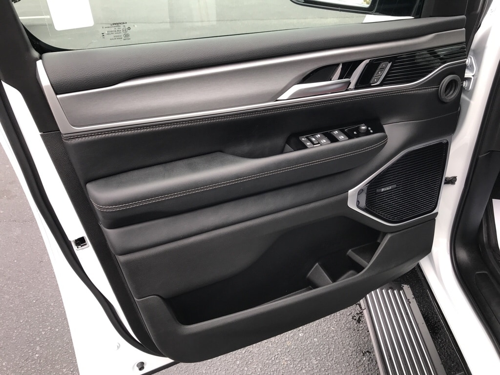 2026 Jeep Grand Wagoneer Limited Altitude - Photo 23