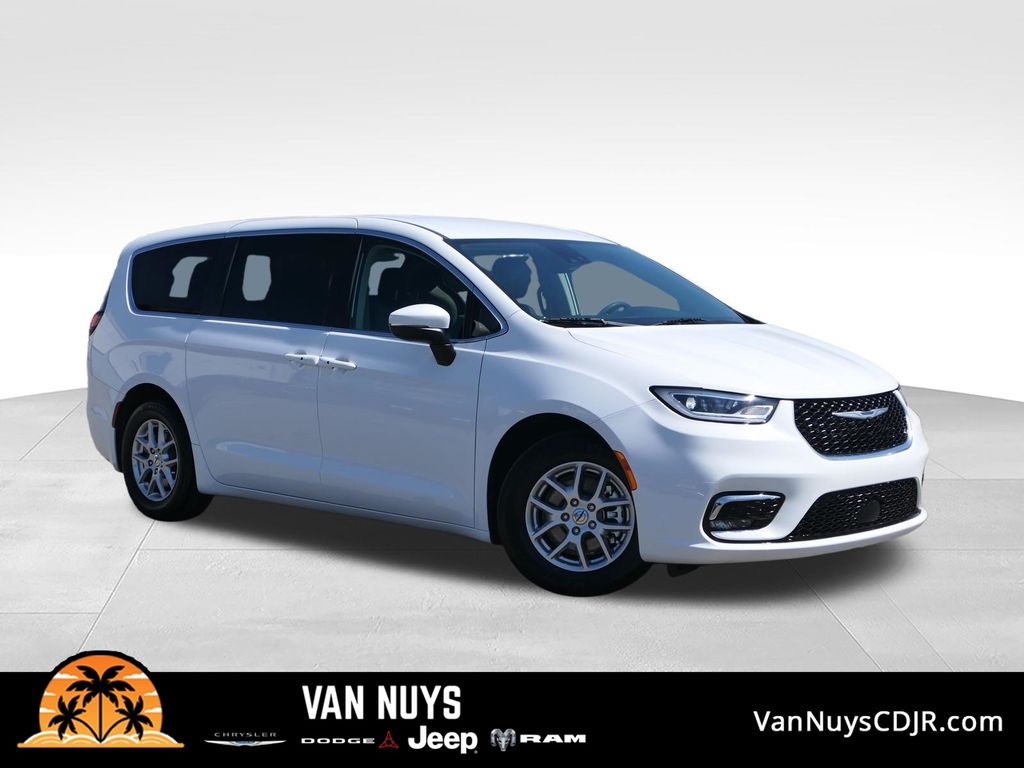 2023 Chrysler Pacifica