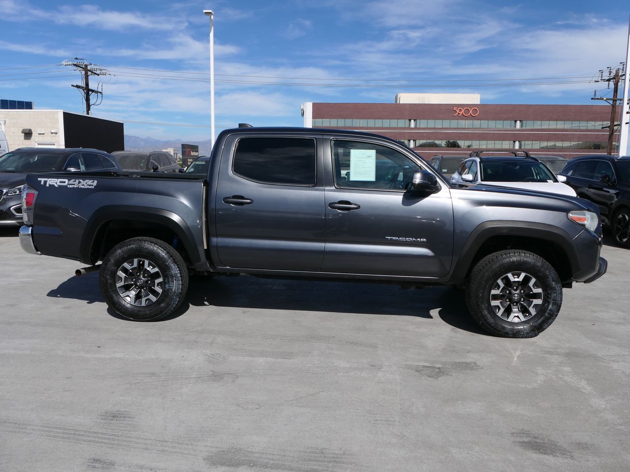 2022 Toyota Tacoma TRD Off Road - Photo 2