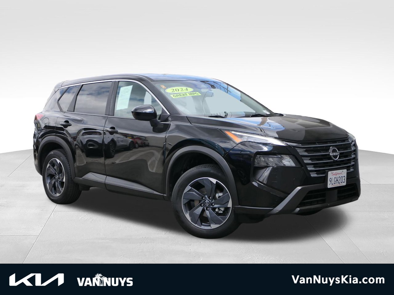 Used 2024 Nissan Rogue SV SUV