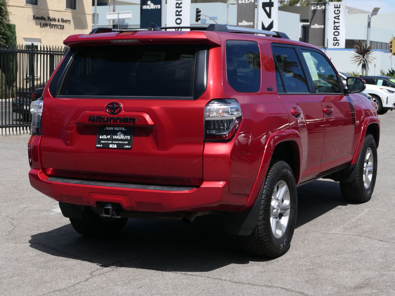 2022 Toyota 4Runner SR5 Premium - Photo 2