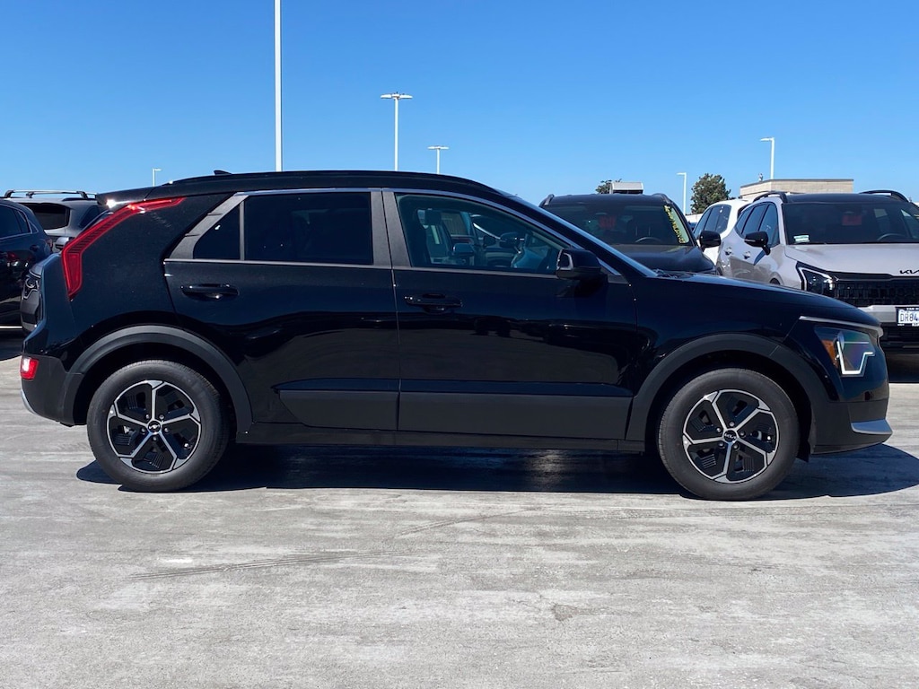 New 2026 Kia Niro EX SUV
