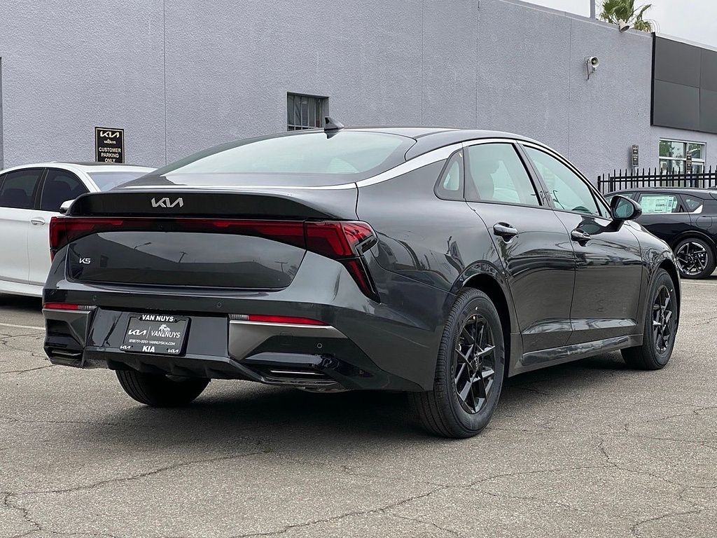 New 2026 Kia K5 LXS Sedan