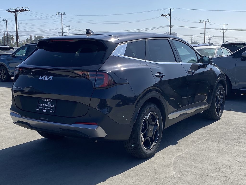 New 2026 Kia Sportage EX SUV