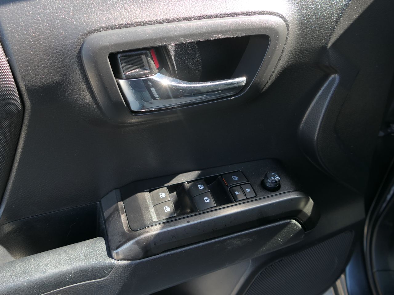 2022 Toyota Tacoma TRD Off Road - Photo 13