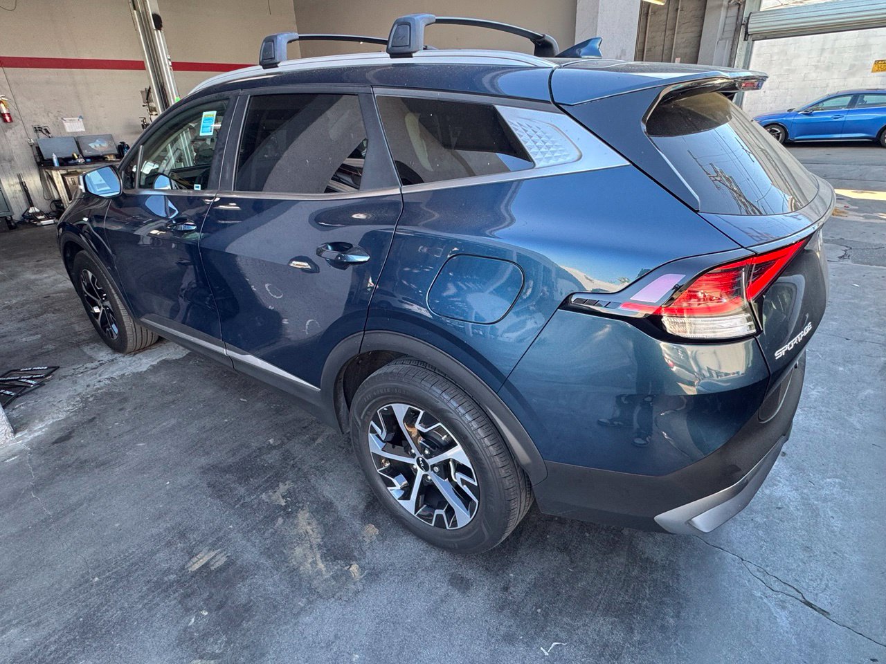 Certified 2023 Kia Sportage Hybrid EX SUV