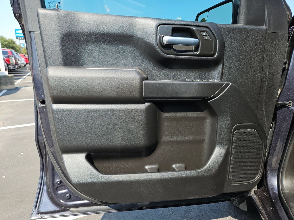 2022 Chevrolet Silverado 1500 Custom - Photo 11
