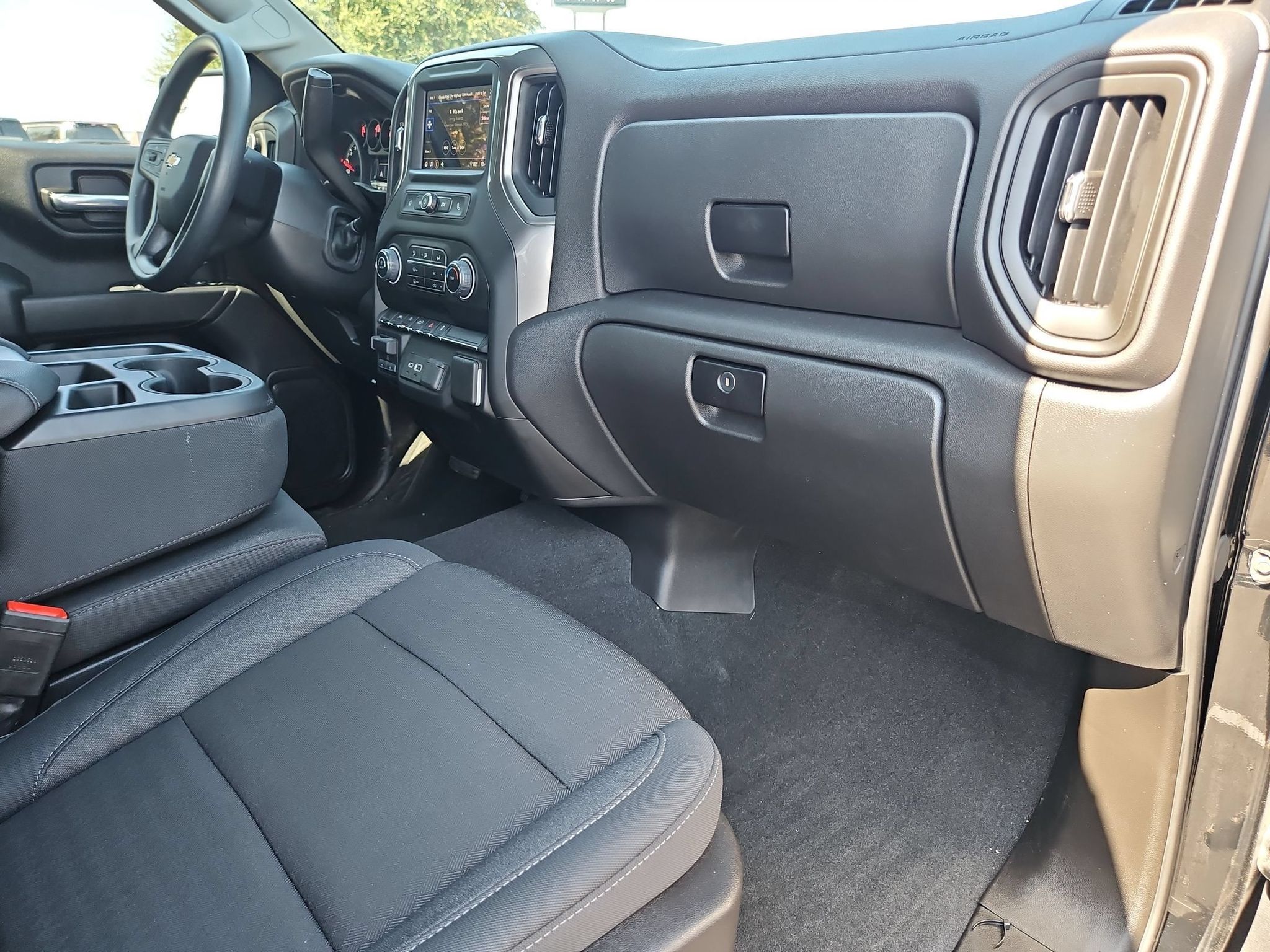 2025 Chevrolet Silverado 1500 Custom - Photo 28