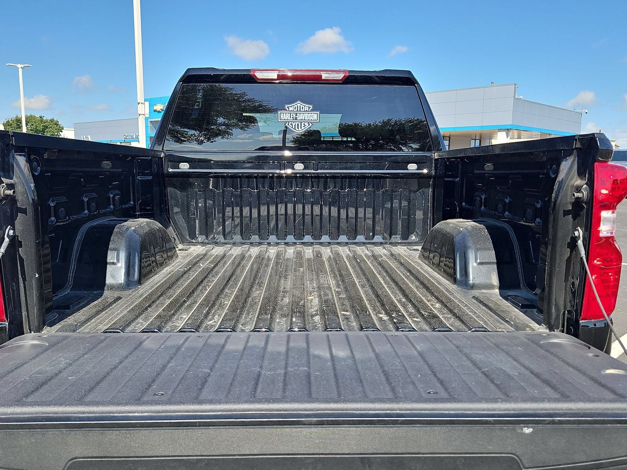 2025 Chevrolet Silverado 1500 Custom - Photo 24