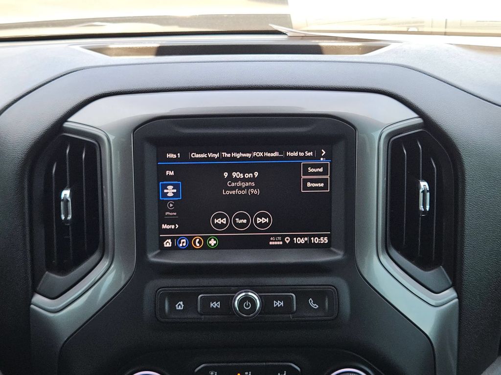 2022 Chevrolet Silverado 1500 Custom - Photo 17