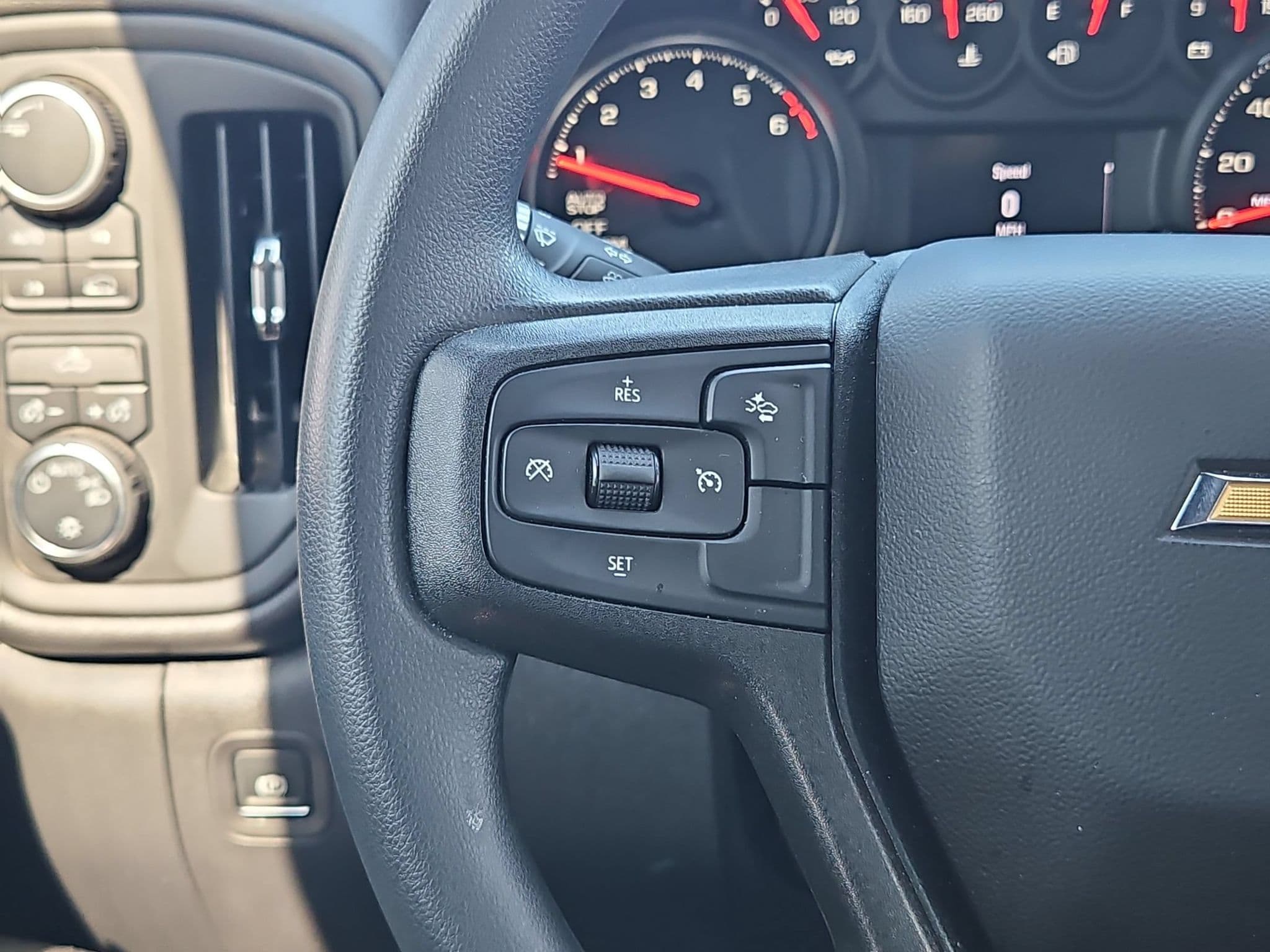 2025 Chevrolet Silverado 1500 Custom - Photo 22