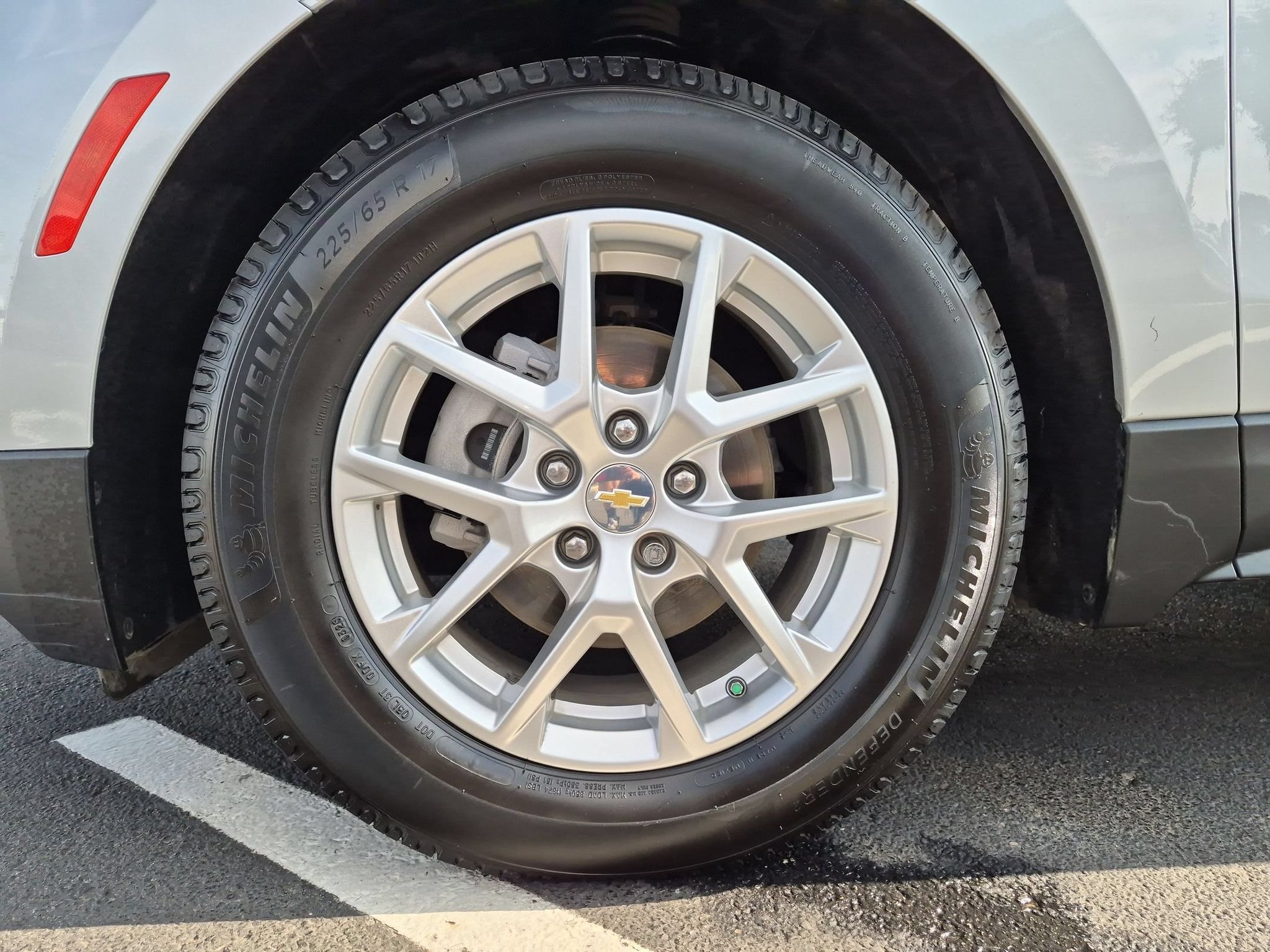 2022 Chevrolet Equinox LS - Photo 33