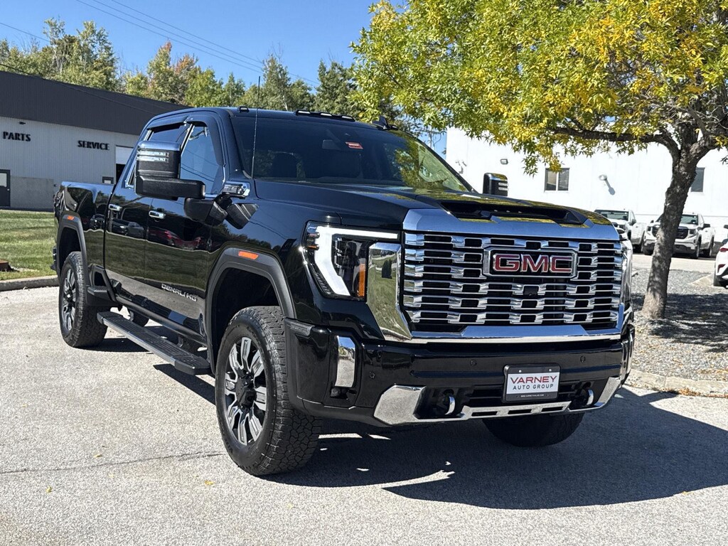 Used 2025 GMC Sierra 2500 HD Denali Truck Crew Cab
