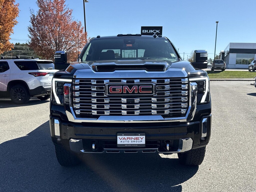 Used 2025 GMC Sierra 2500 HD Denali Truck Crew Cab