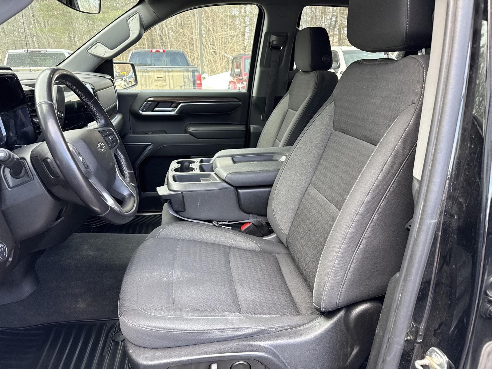 2022 Chevrolet Silverado 1500 RST - Photo 15