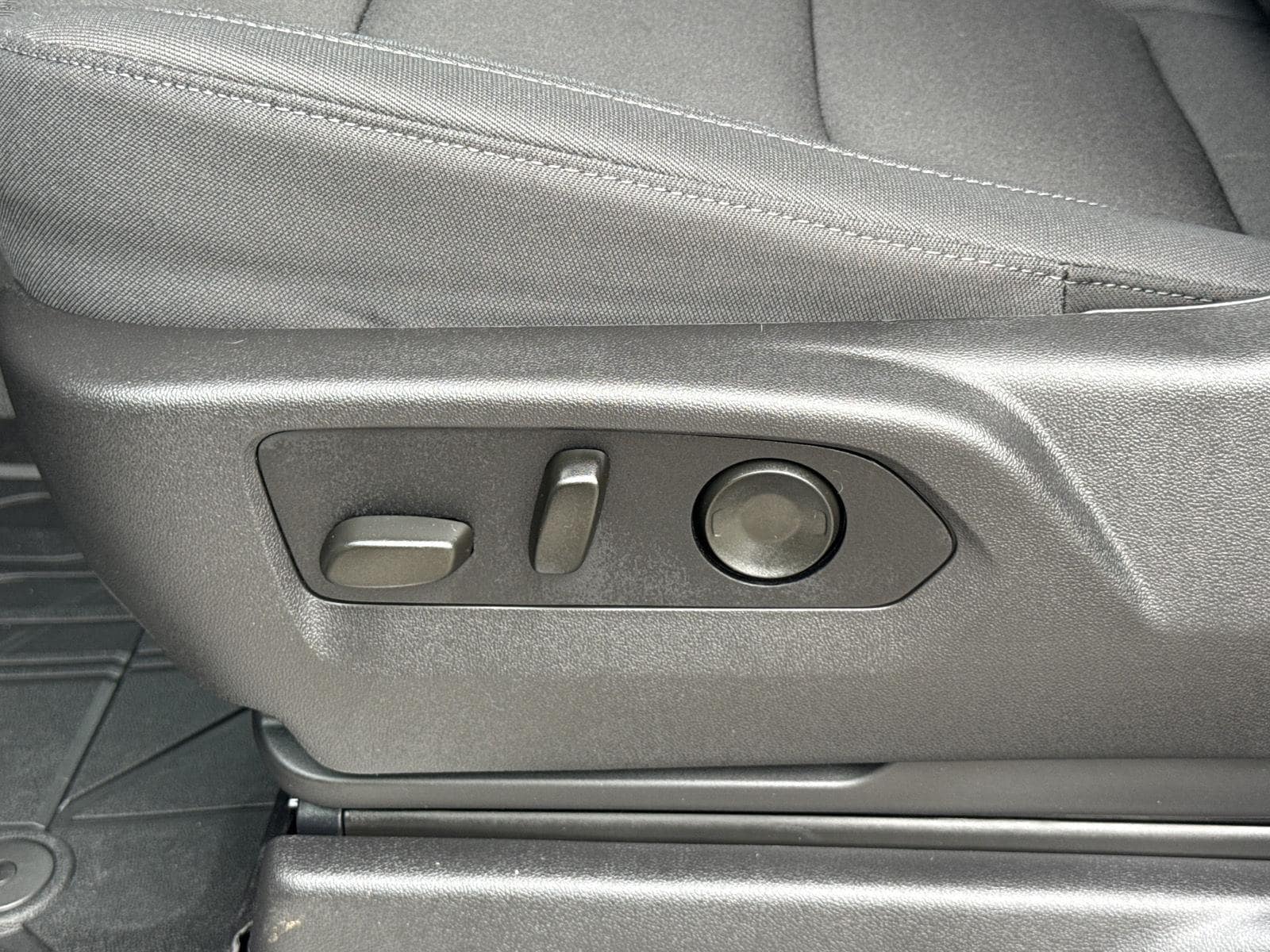 2026 Chevrolet Silverado 1500 RST - Photo 20