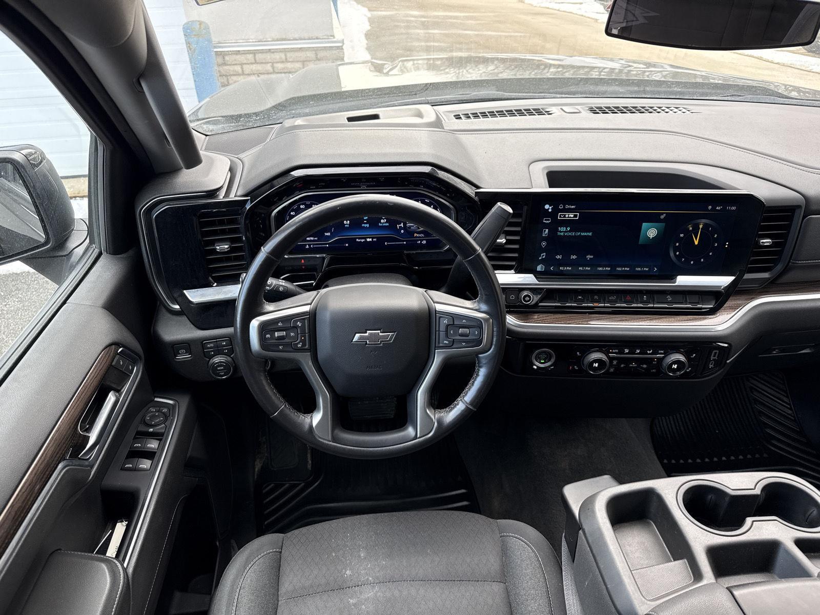 2022 Chevrolet Silverado 1500 RST - Photo 17