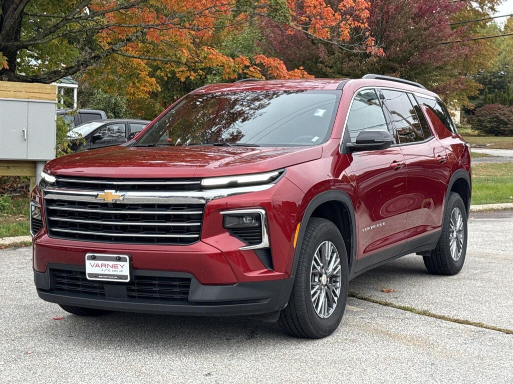 Used 2026 Chevrolet Traverse LT SUV
