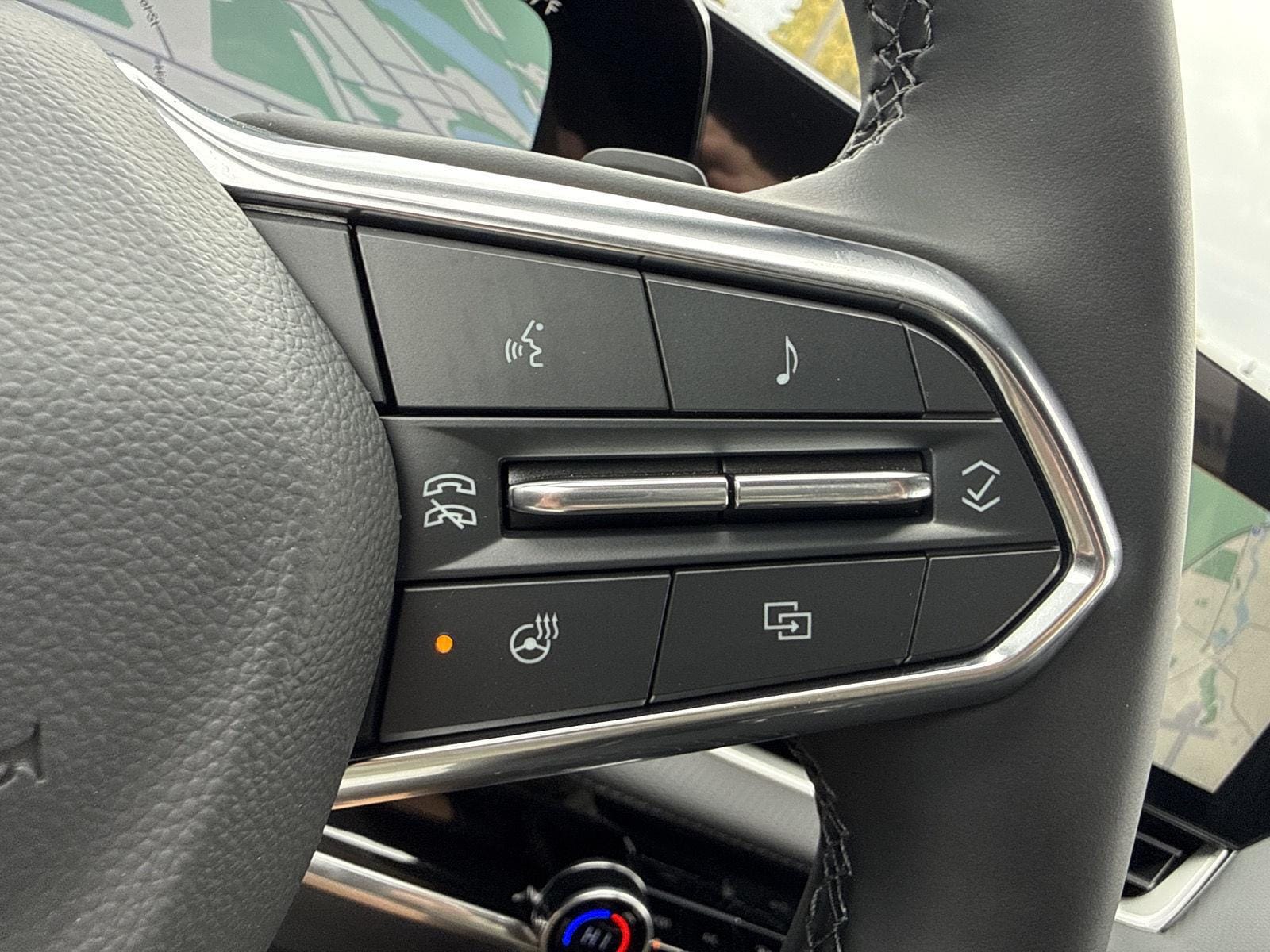 2027 Chevrolet Equinox LT - Photo 22