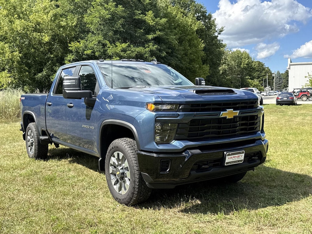 Used 2026 Chevrolet Silverado 2500 HD Custom Truck Crew Cab