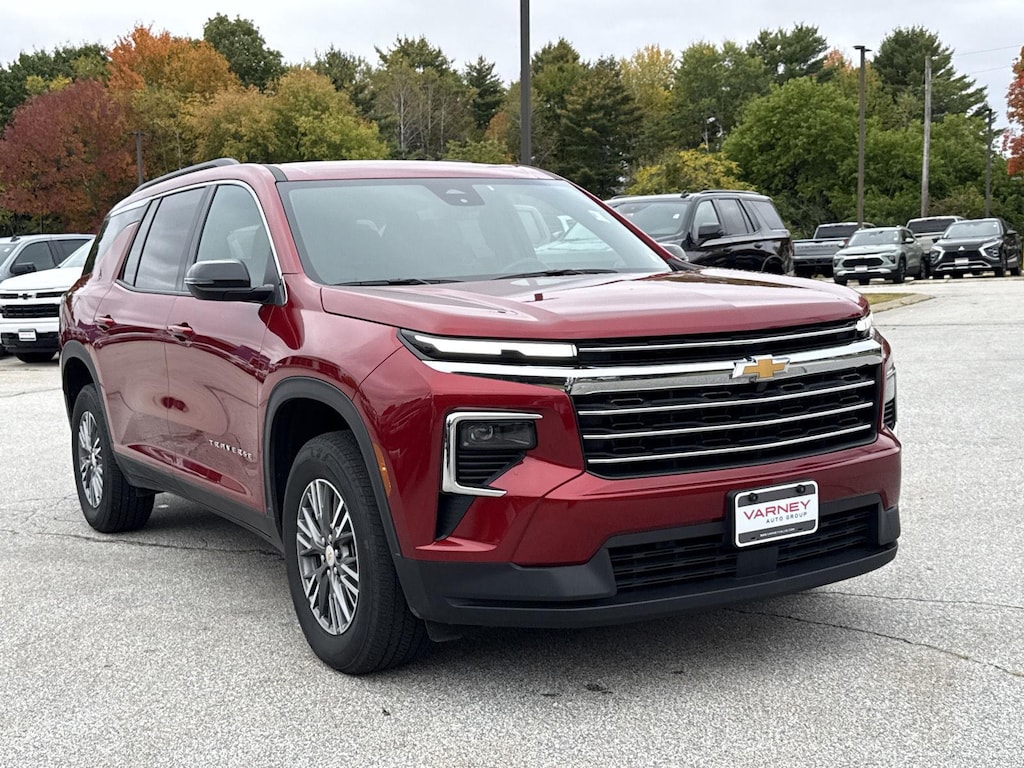 Used 2026 Chevrolet Traverse LT SUV