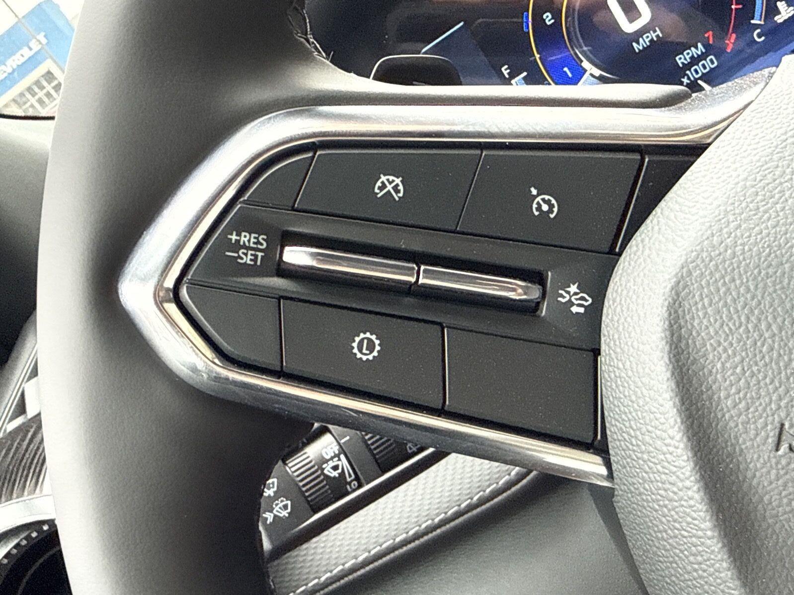 2027 Chevrolet Equinox LT - Photo 20