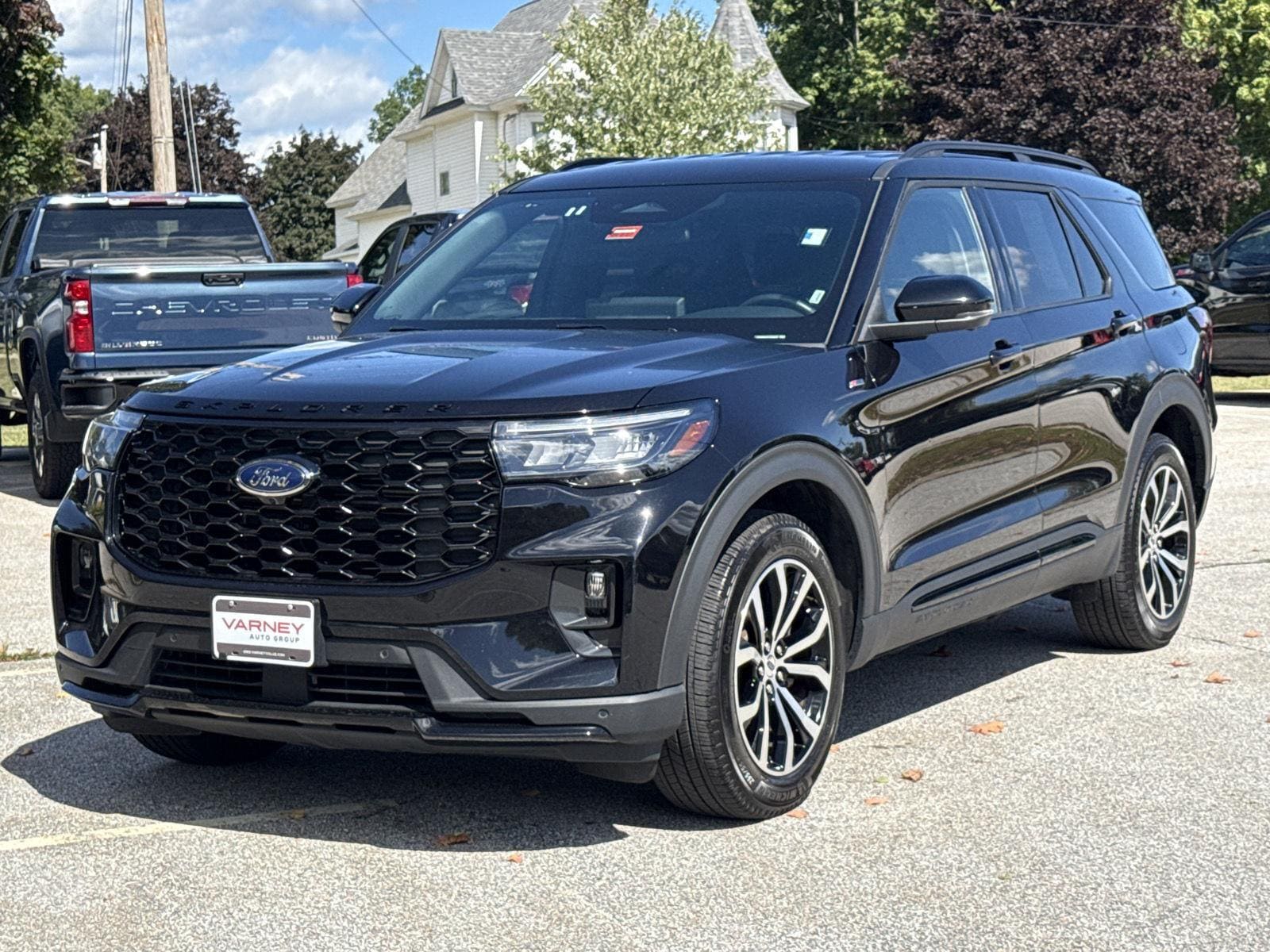 2026 Ford Explorer ST-LINE