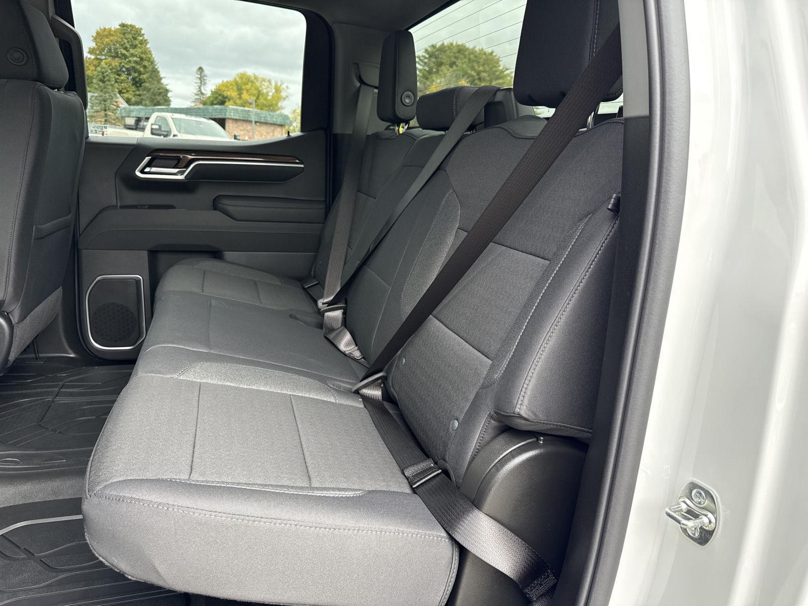 2026 Chevrolet Silverado 1500 RST - Photo 18
