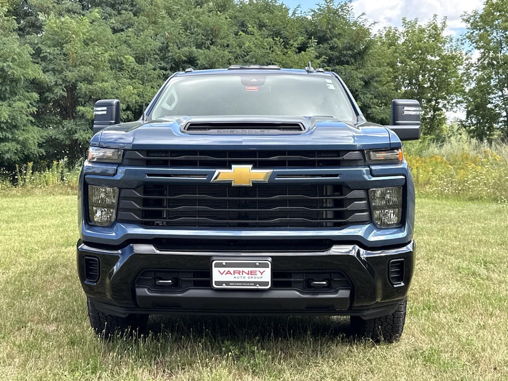 Used 2026 Chevrolet Silverado 2500 HD Custom Truck Crew Cab