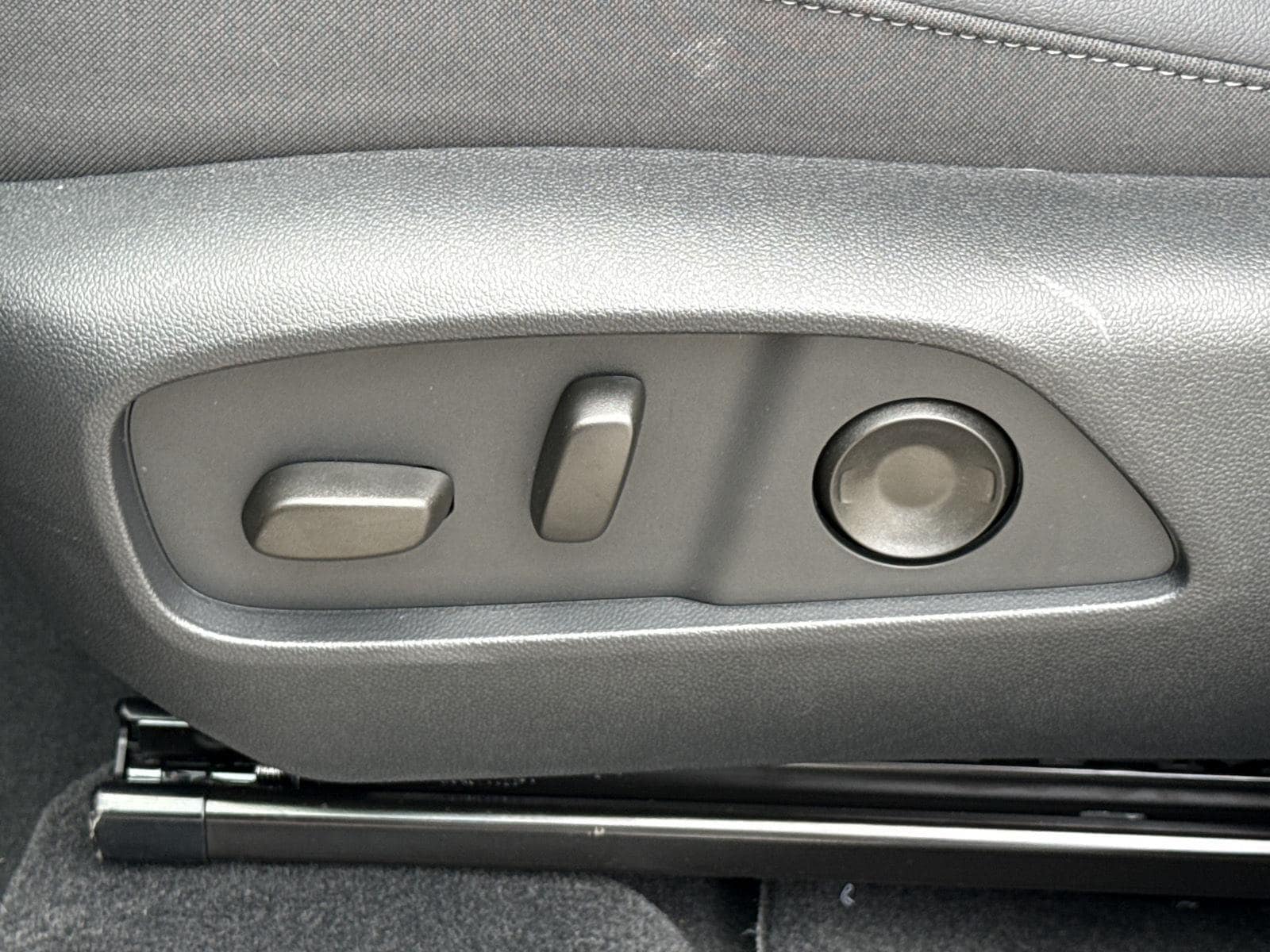 2027 Chevrolet Equinox LT - Photo 16