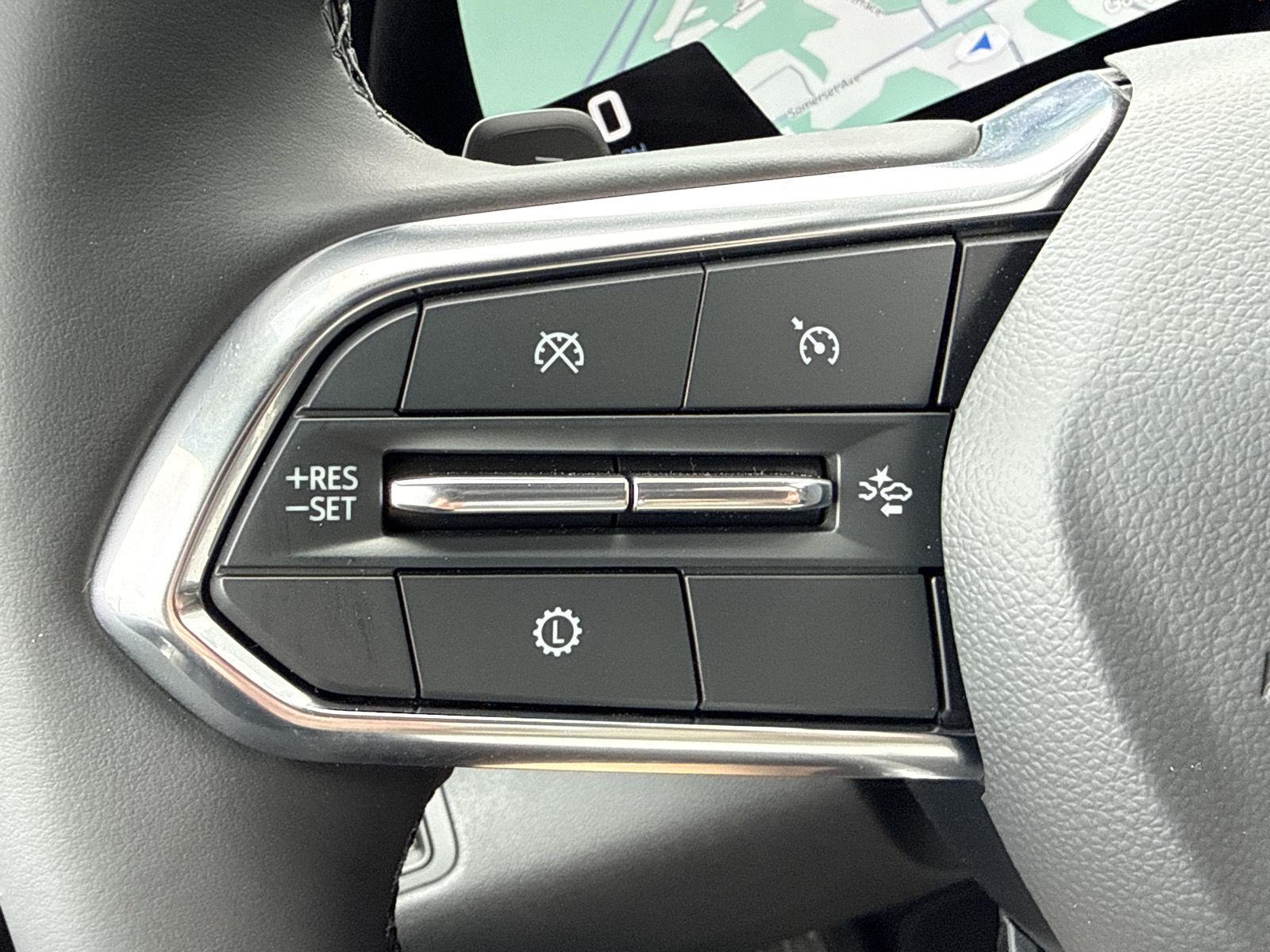 2027 Chevrolet Equinox LT - Photo 21