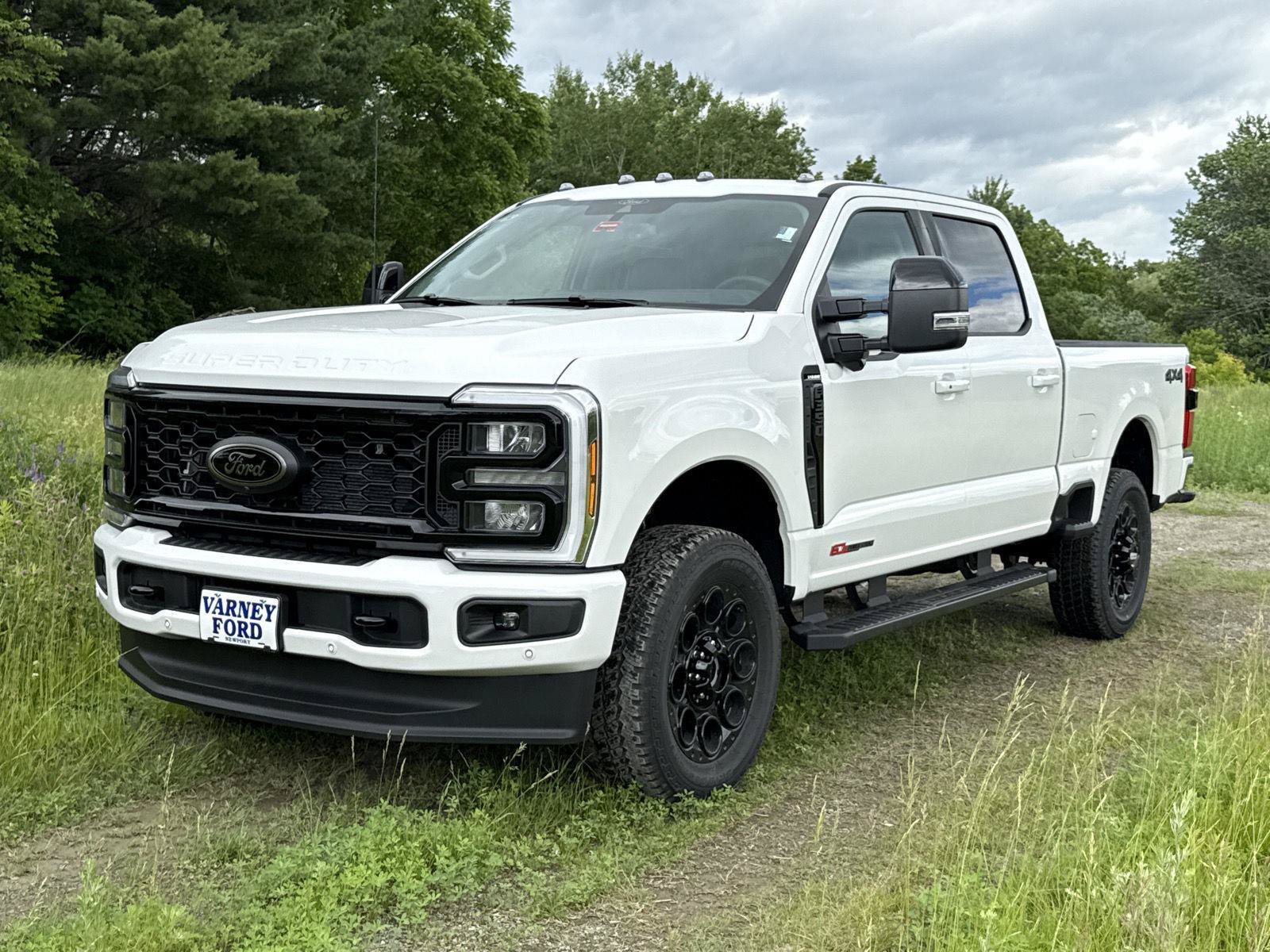 New 2026 Ford Super Duty F-350 SRW LARIAT Truck Crew Cab