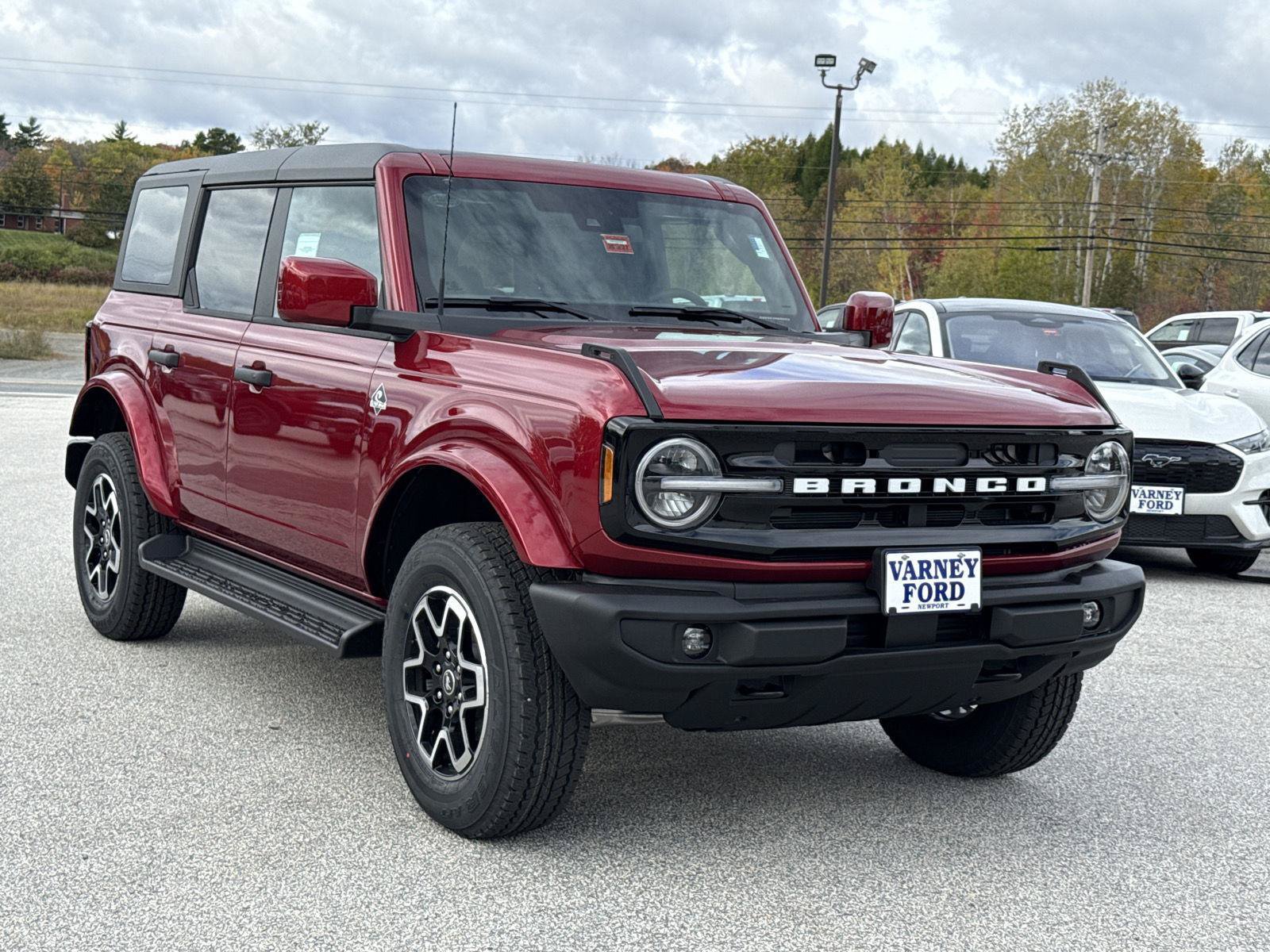 New 2026 Ford Bronco Outer Banks SUV