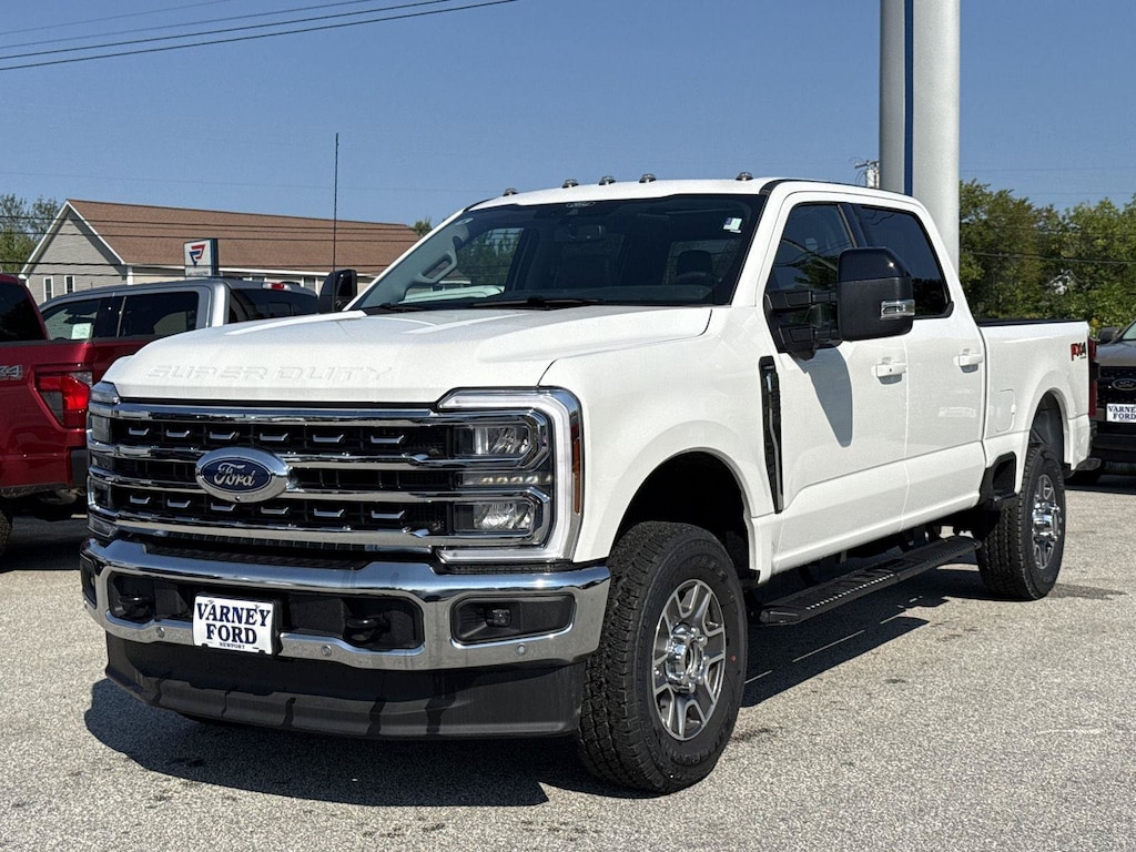 New 2026 Ford Super Duty F-350 SRW LARIAT Truck Crew Cab