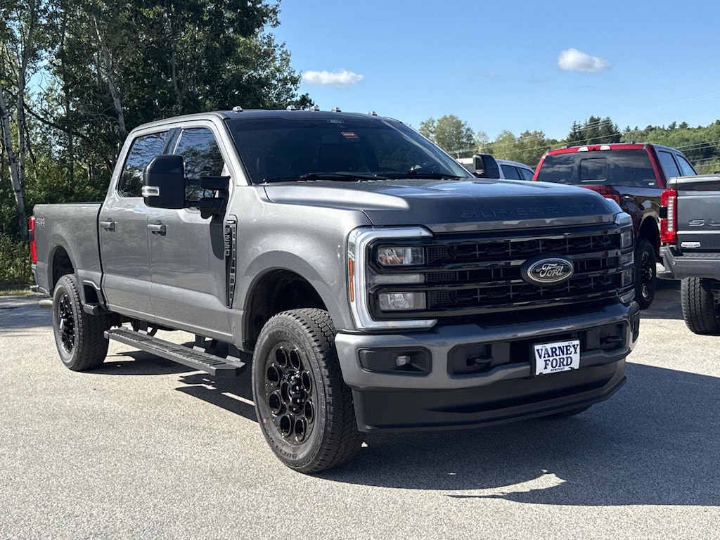 Used 2024 Ford Super Duty F-250 SRW LARIAT Truck Crew Cab