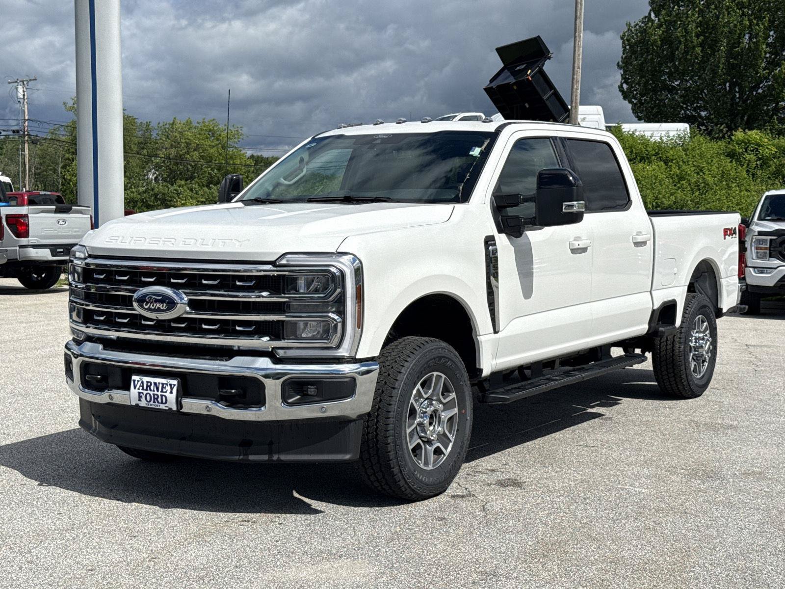New 2026 Ford Super Duty F-350 SRW LARIAT Truck Crew Cab